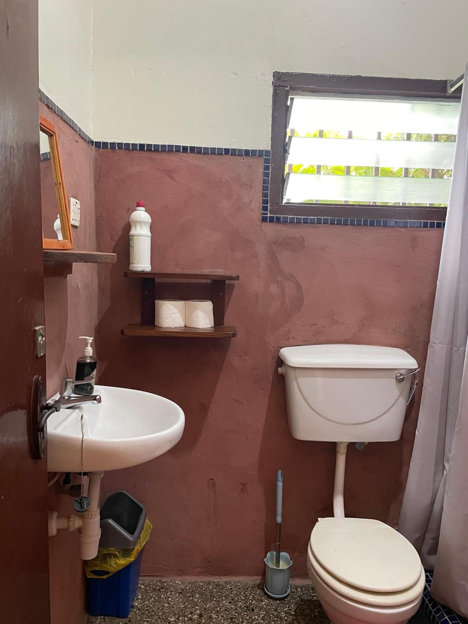Hechtech House Appartement Accra Buitenkant foto